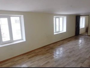 Фото 2 Квартира в Целий