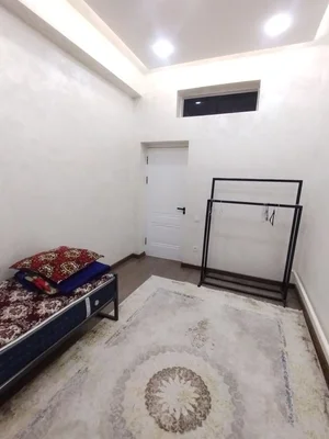 Фото 1 3-комн. Комната в Миробод