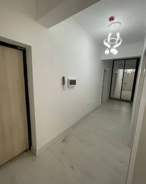 Фото 1 3-комн. квартира в Якасарой