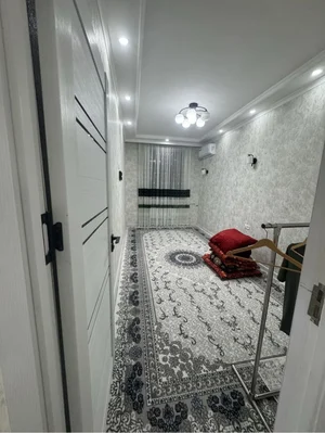 Фото 1 3-комн. квартира в Яшнабод