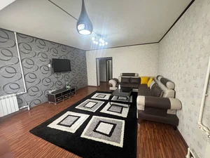 Фото 4 3-комн. квартира в Мирабод