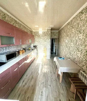 Фото 2 3-комн. квартира в центре города