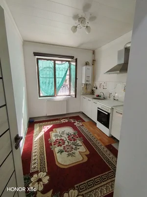 Фото 2 Комната в Бек-барака сити
