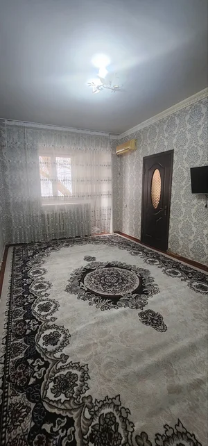 Фото 1 Квартира в Парламентском районе