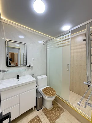 Фото 9 4-комн. квартира в Спорт товар