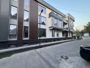 Фото 2 Коммерческое здание в Ташкенте