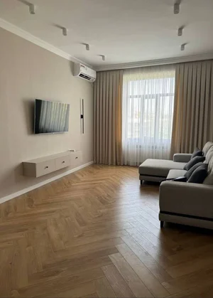 Фото 1 Квартира в Мирзо-Улугбекском районе