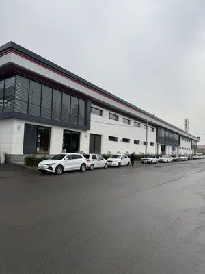 Фото 1 Коммерческое помещение в Алмазарском районе