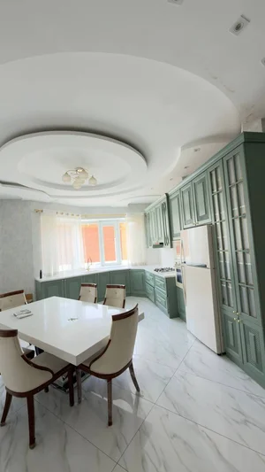 Фото 1 4-комн. квартира в Мирабадском районе