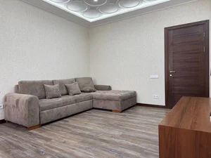 Фото 3 3-комн. квартира в Ц-5 квартале